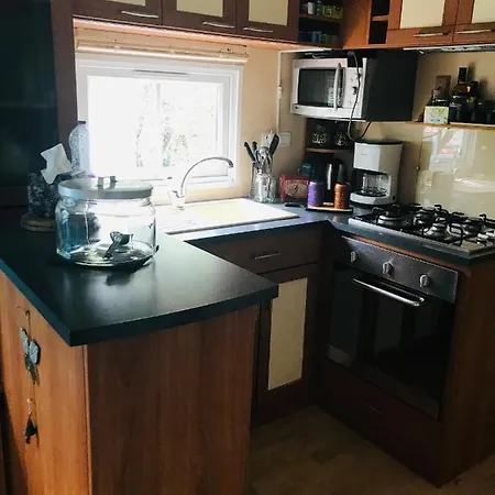 Camping Au Petit Bonheur Méjannes-le-Clap